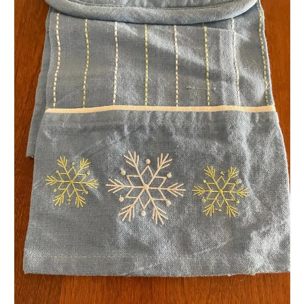 Woodbridge Designs Blue Winter Holiday Snowflake Kitchen Towel Potholder Set NEW